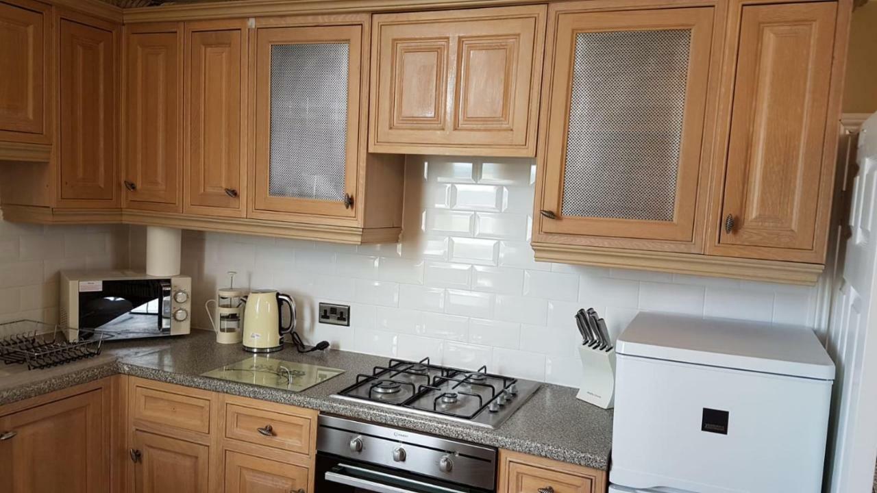Carnegie Library: Austen Apartment 2 Bedroom Mexborough المظهر الخارجي الصورة